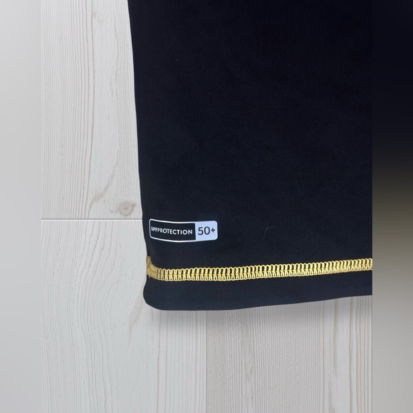 QUIKSILVER Boys UPF Protection Long Sleeve Camo Rashguard - Picture 6 of 7